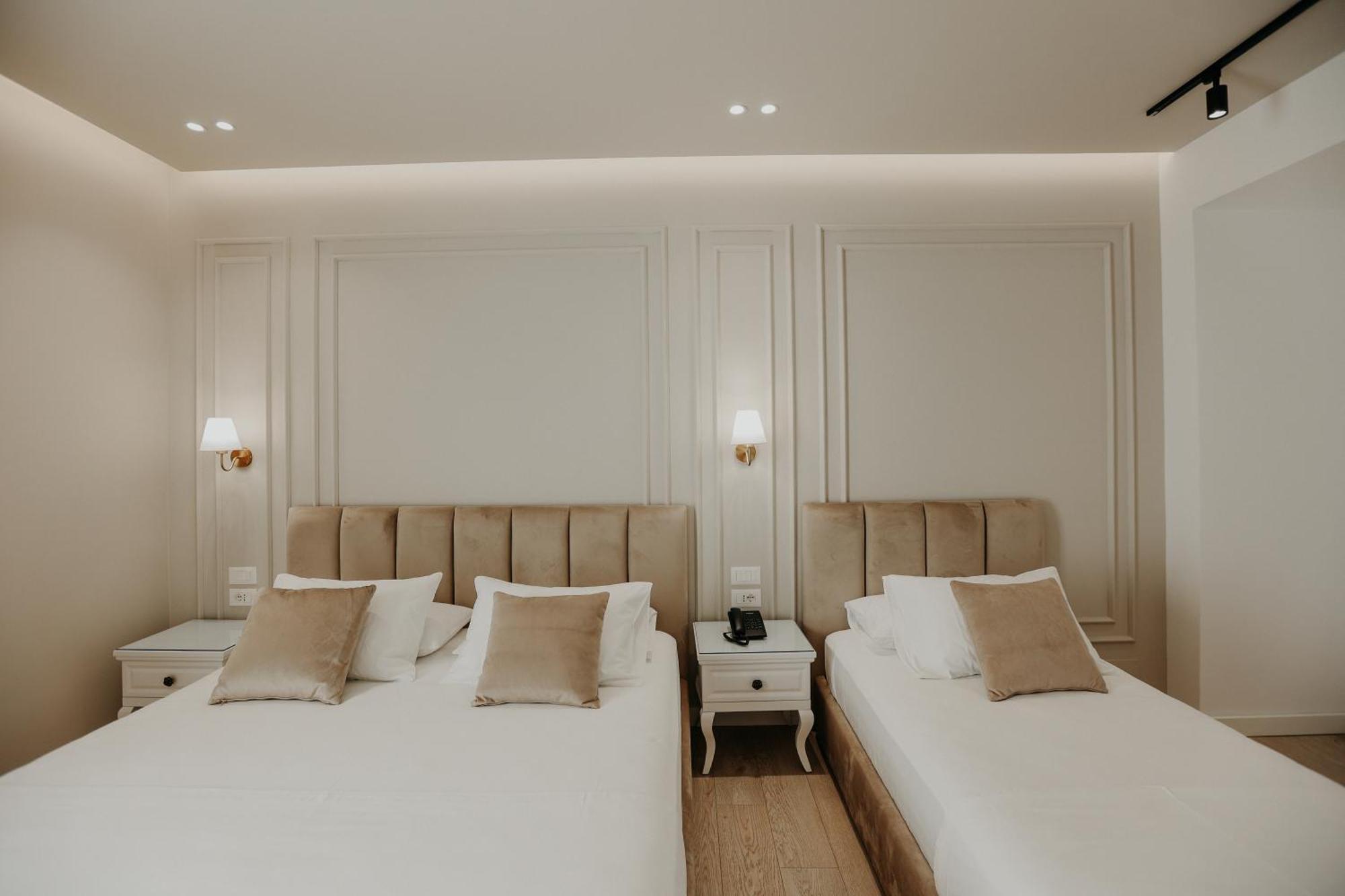 Seaside Hotel Влёра Экстерьер фото