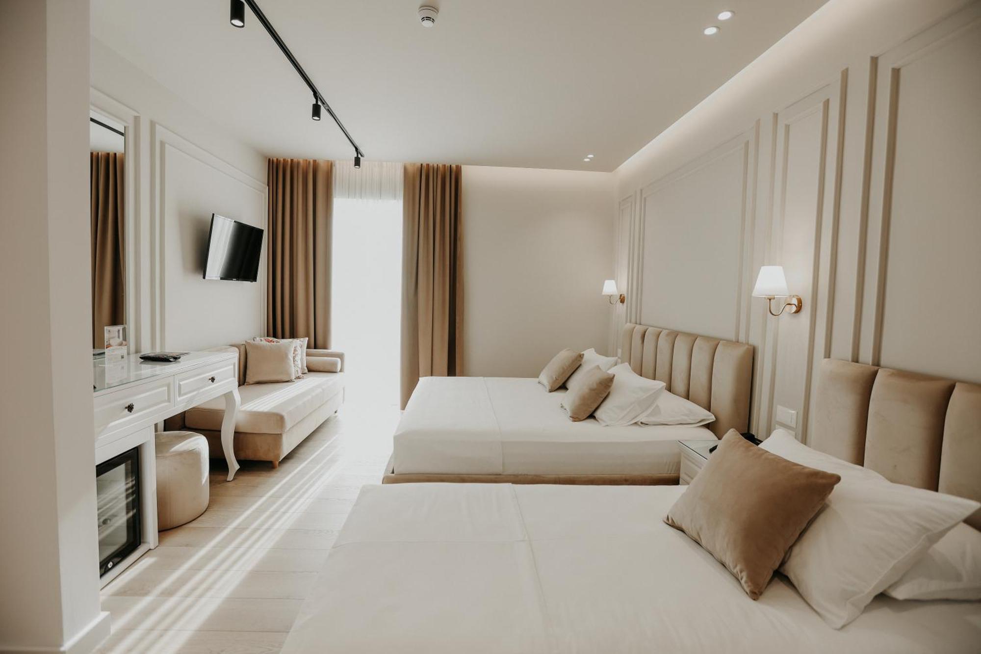 Seaside Hotel Влёра Экстерьер фото